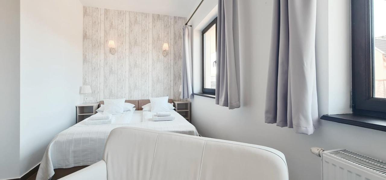 Apartamenty Sasinowka ภายนอก รูปภาพ