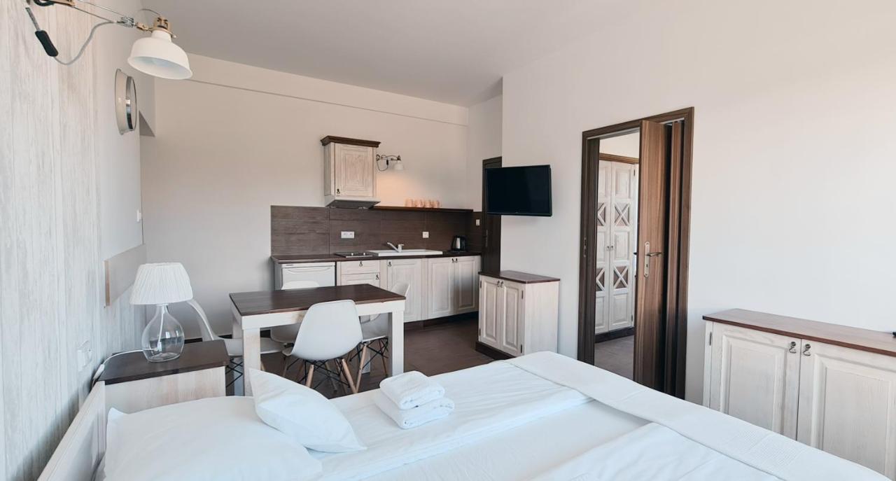 Apartamenty Sasinowka ภายนอก รูปภาพ